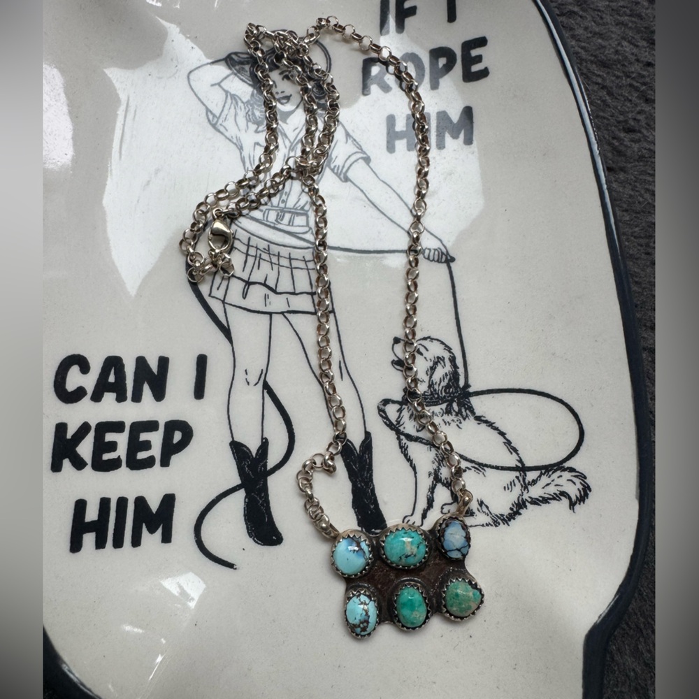 Cluster turquoise necklace